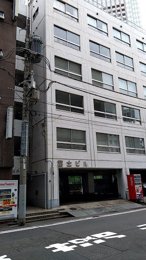 �J����w�o�ŃZ���^�[